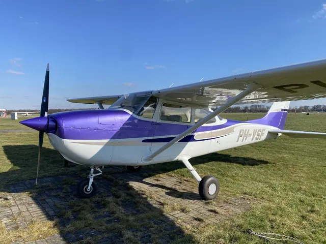 1972 Cessna F-172 L