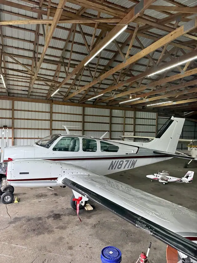 1973 Beechcraft B55 Baron