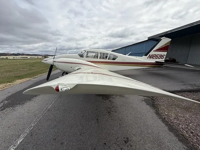 1971 Piper Aztec E