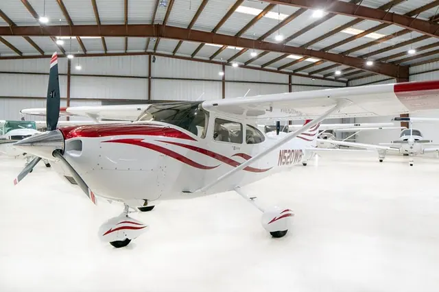 2008 Cessna 182T Skylane (N520WB)
