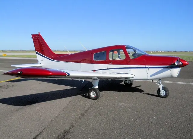 Used Piper PA28 – 140 Cherokee 1974