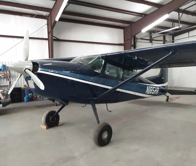 1975 Cessna A185F