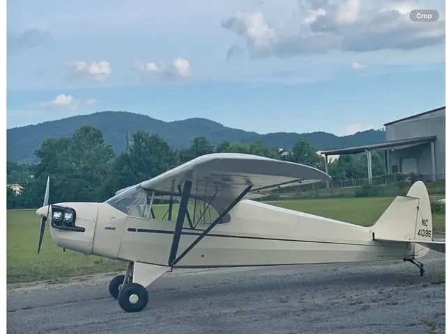 1941. J5 Piper Cub