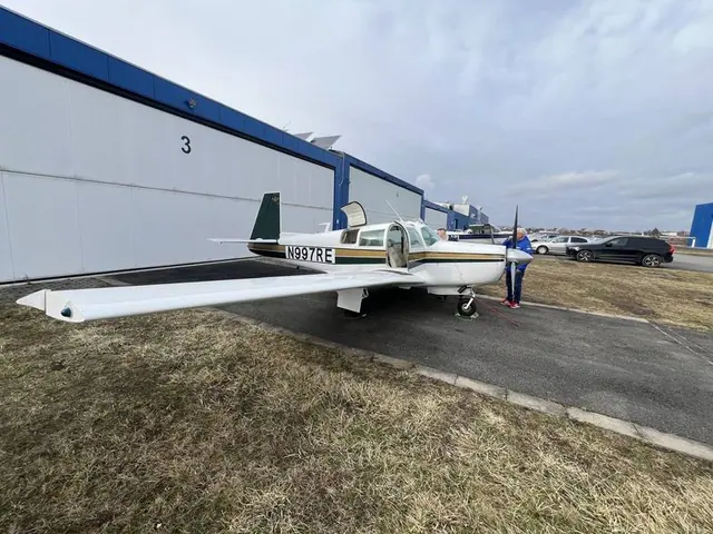 1966 Mooney M20E Super 21