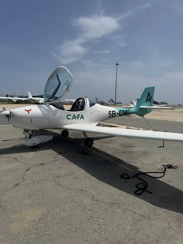 2007 Aquila AT-01