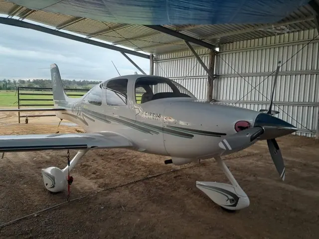2002 Cirrus SR22