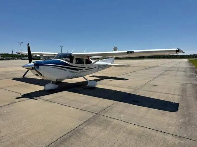 2005 Cessna 182
