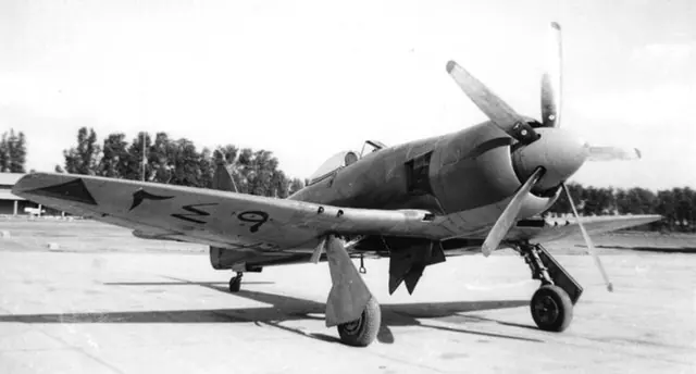 1947 Hawker SEA Fury MK X (N26SF)