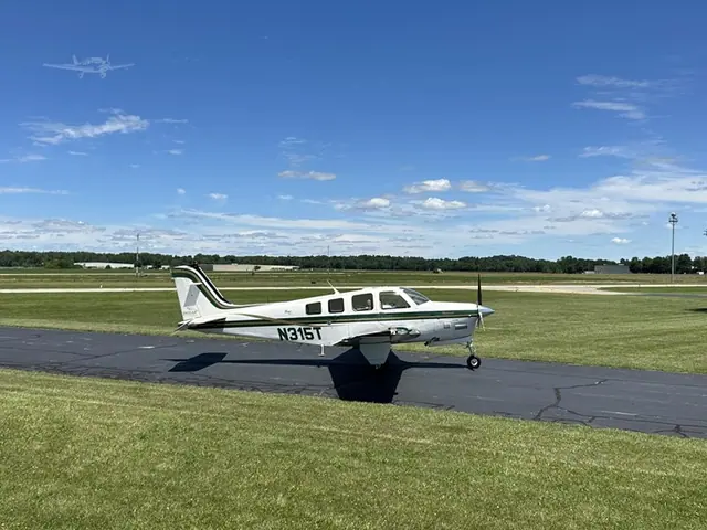 2001 Beechcraft B36TC Bonanza