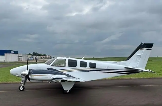Beechcraft Baron G58 2011