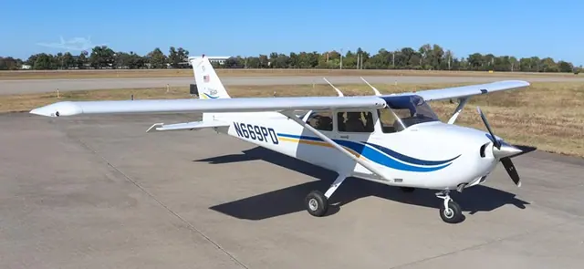 2000 Cessna 172S Skyhawk SP