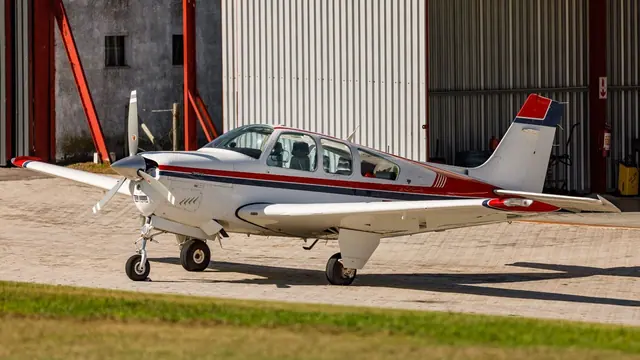 1990 Beechcraft Beech Bonanza F33A