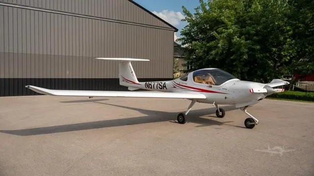 2011 Diamond DA20-C1