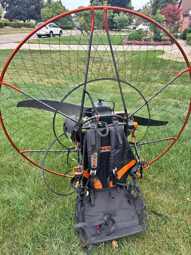 Fly Products eclipse Atom 80 Paramotor