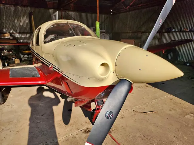 1977 M20J Mooney 201