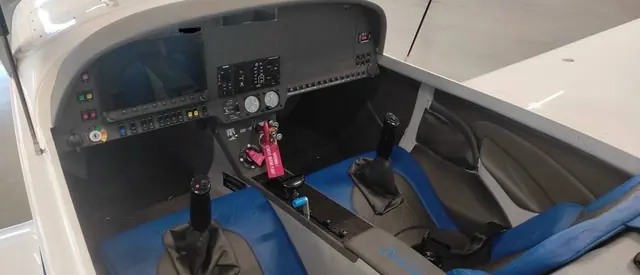 2025 Aerospool WT-9 Dynamic RG
