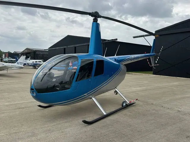 2005 Robinson R-44 Raven 1