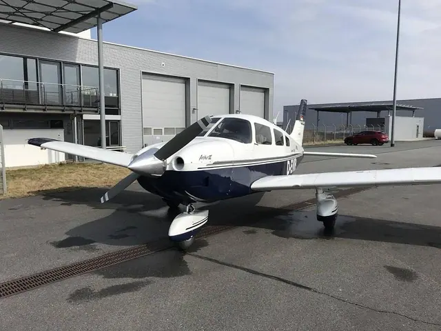 1996 Piper PA-28-181 Archer III
