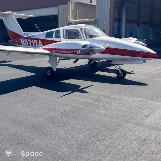 1980 Beechcraft Duchess 76