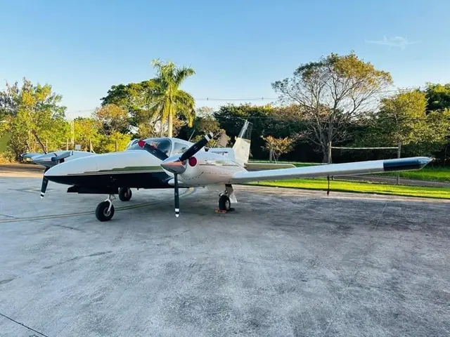 1994 Piper Seneca IV