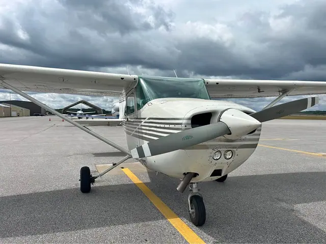 1979 Cessna skyhawks 172 180hp