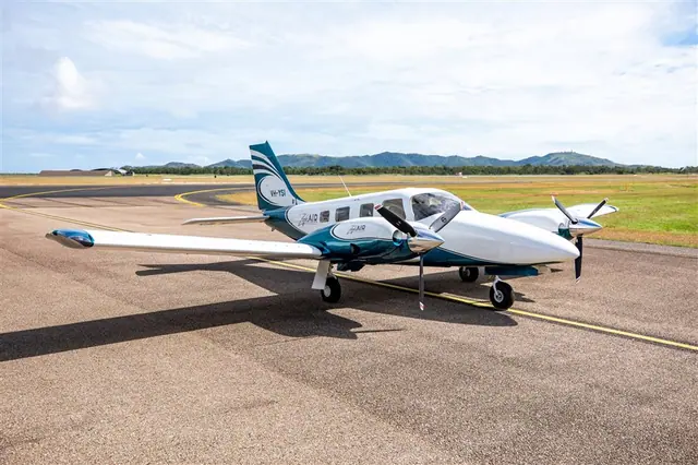 2001 Piper Seneca V PA-34-220T