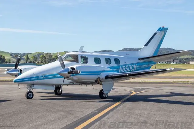 1972 Beechcraft A60 Duke