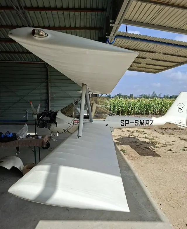 1990 Aviasud Mistral