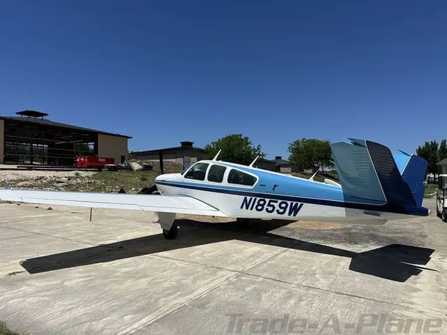 1973 Beechcraft V35B Bonanza