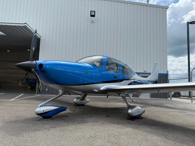 2024 Cirrus SR22 G7 GTS (N166MD)
