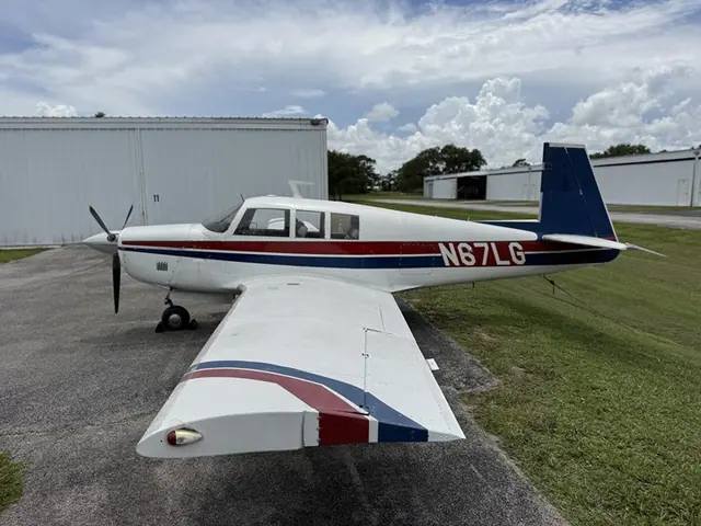 1967 Mooney M20F