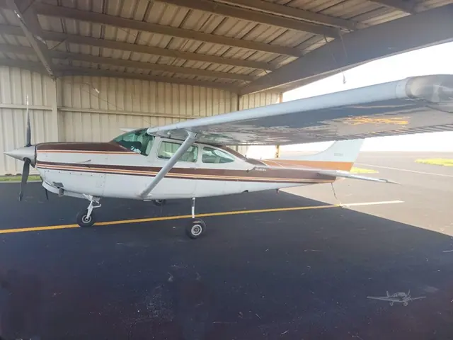 1980 Cessna Turbo R182RG Skylane