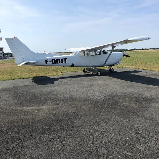 1981 Cessna 172-RG Cutlass 40%