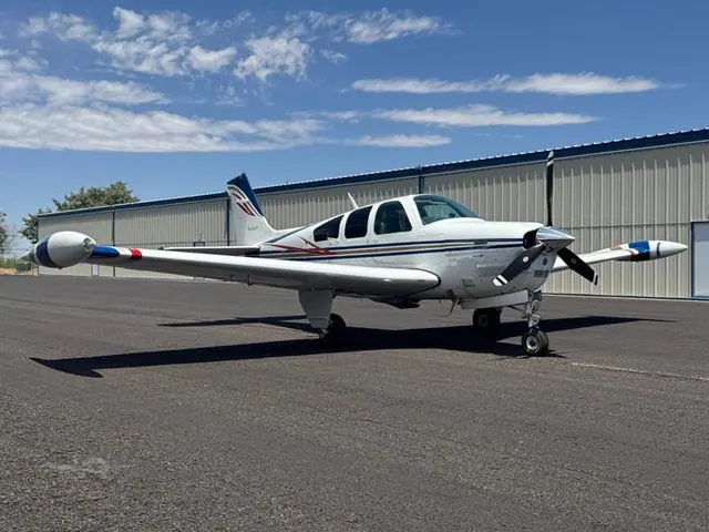 1989 Beechcraft F33A Bonanza (N57GW)