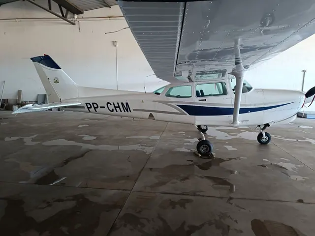 2007 Cessna 172RG 1981