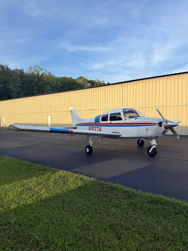 1973 Beechcraft Musketeer B-19 sport