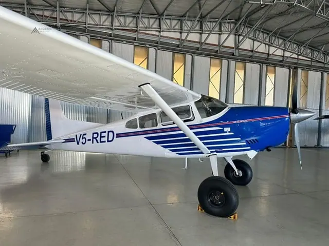 1978 Cessna A185F