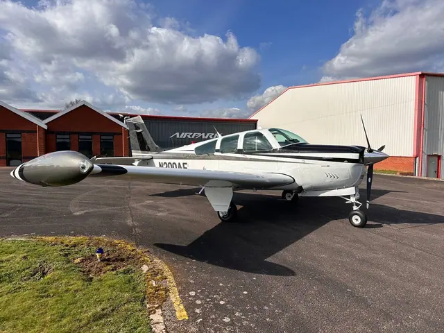 1991 Beechcraft Beech 33 Bonanza F33A
