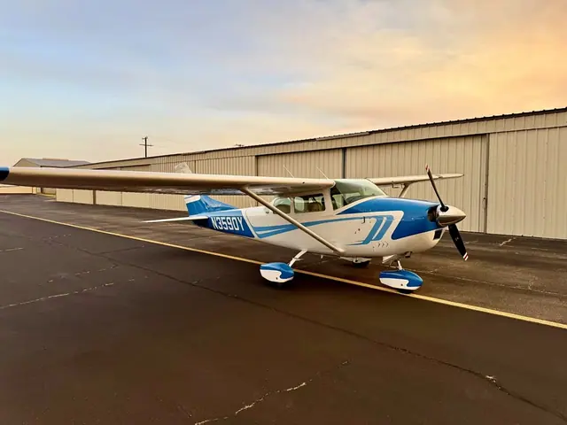 1963 Cessna 182f skylane