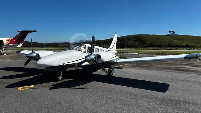 Embraer Seneca III EMB-810D 1988