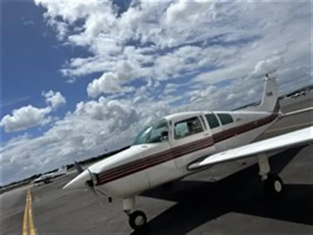 1974 Beechcraft C23 Sundowner