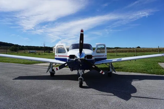 1977 Commander 114
