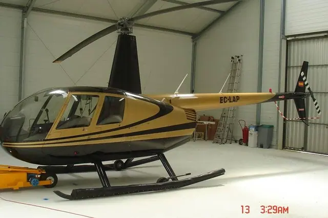 2005 Robinson R-44 Clipper II