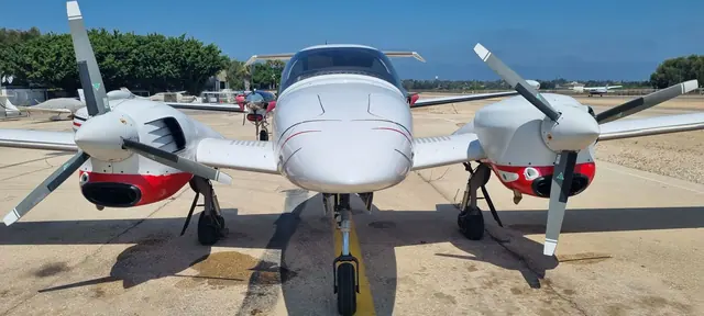 2012 2005 Diamond DA42 NG