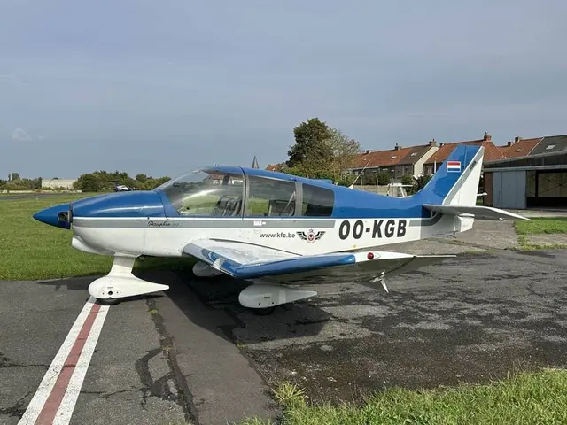1987 Robin DR-400/120 Dauphin 2 plus 2