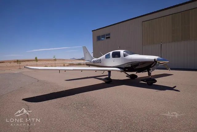 2004 Columbia 350