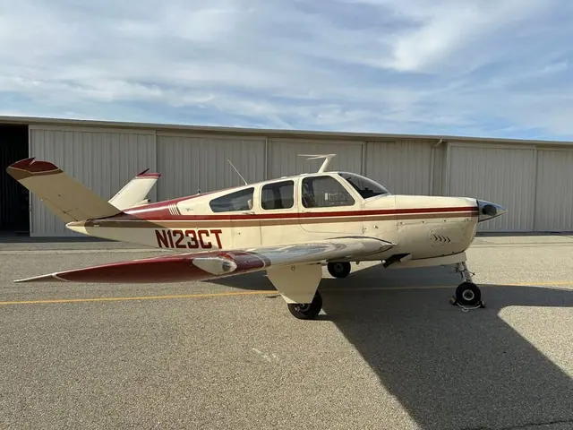 1967 Beechcraft V35 Bonanza
