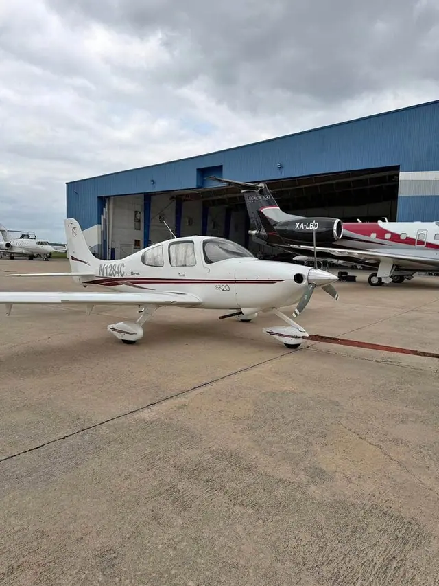 Cirrus SR20