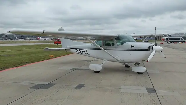 1982 Cessna 172 P TAE