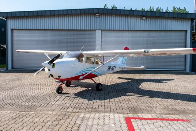 1967 Cessna F-172 H